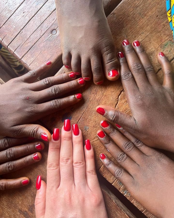 Mains avec couleurs de peaux différentes